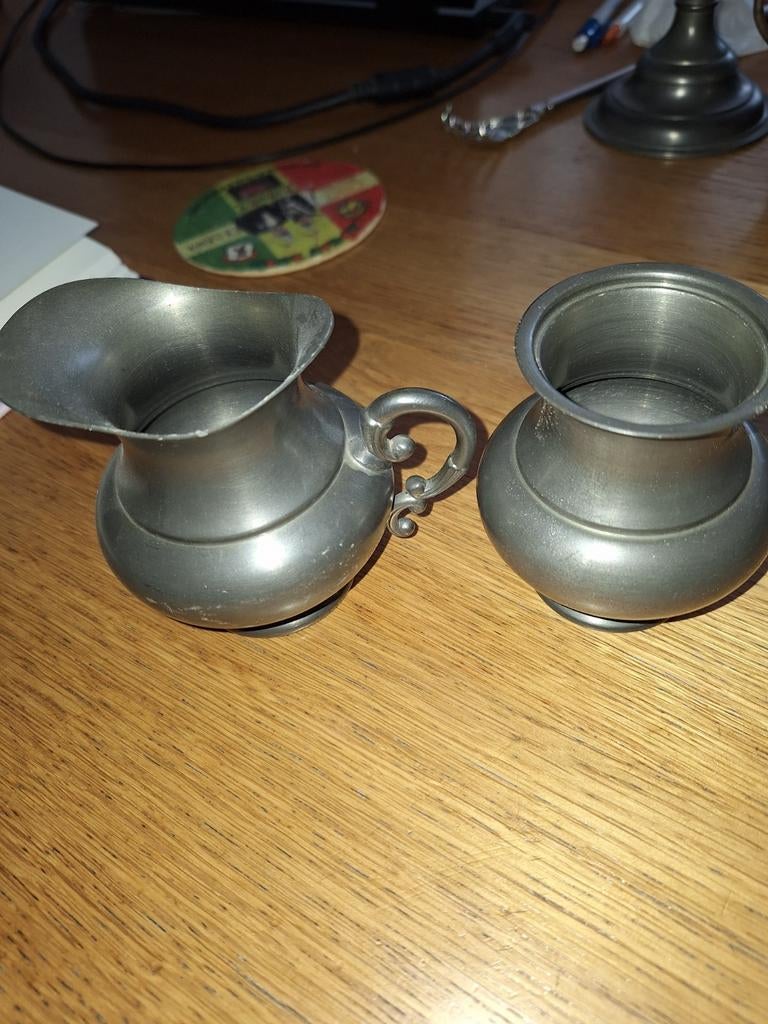 Tinnen melkkannetje en suikerpotje, Antiek en Kunst, Antiek | Tin, Ophalen of Verzenden