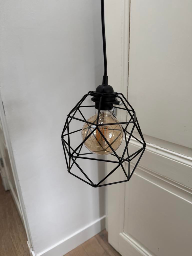 Industriële IKEA HEMMA hanglamp met geometrisch design, Ophalen of Verzenden, Zo goed als nieuw, Metaal, Minder dan 50 cm