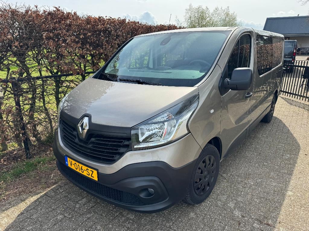 Renault Trafic Dubbele Cabine 2018 Luxe uitvoering, 15 km/l, Renault, Particulier, Parkeersensor