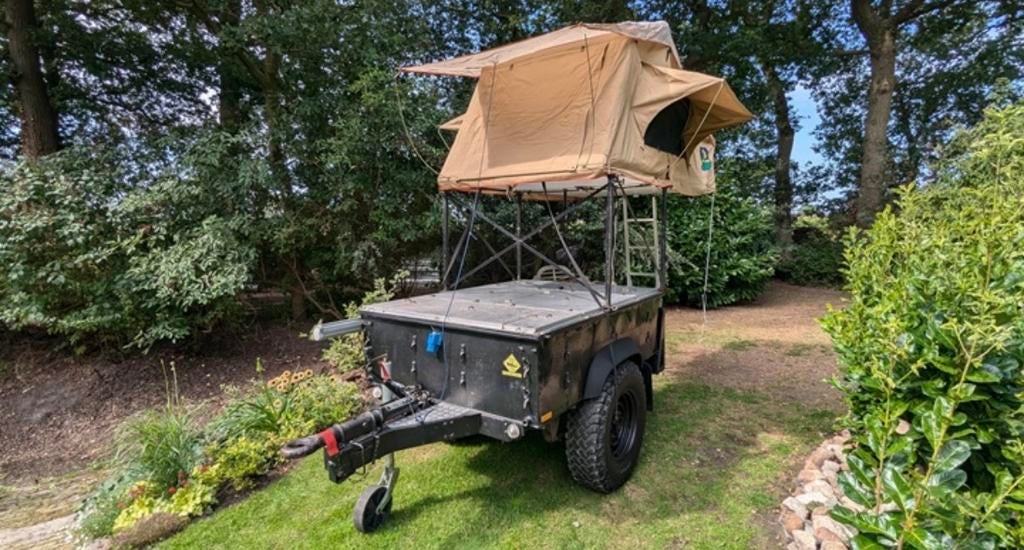 Land rover defender overland kampeer trailer met daktent, Ophalen, Gebruikt