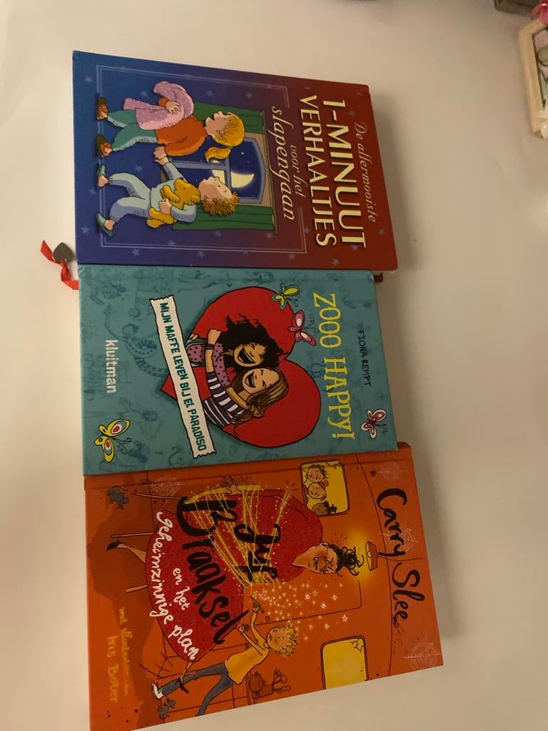 3 kinderboeken: 1-minuut verhaaltjes, ZOOO HAPPY!, Braaksel, Ophalen of Verzenden, Gelezen, Fictie algemeen