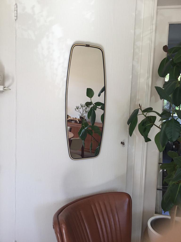 Vintage wandspiegel. Jaren 60.   30 x 78 cm, Minder dan 50 cm, Gebruikt, Ophalen of Verzenden, Minder dan 100 cm