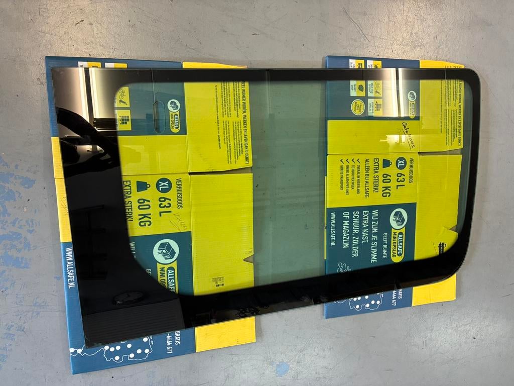 Sprinter/Crafter glas rechter schuifdeur, Ophalen, Gebruikt