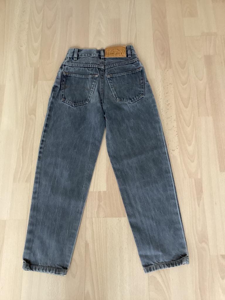 Grijze spijkerbroek maat 134 merk Right, Kinderen en Baby's, Kinderkleding | Maat 134, Ophalen of Verzenden, Gebruikt, Jongen