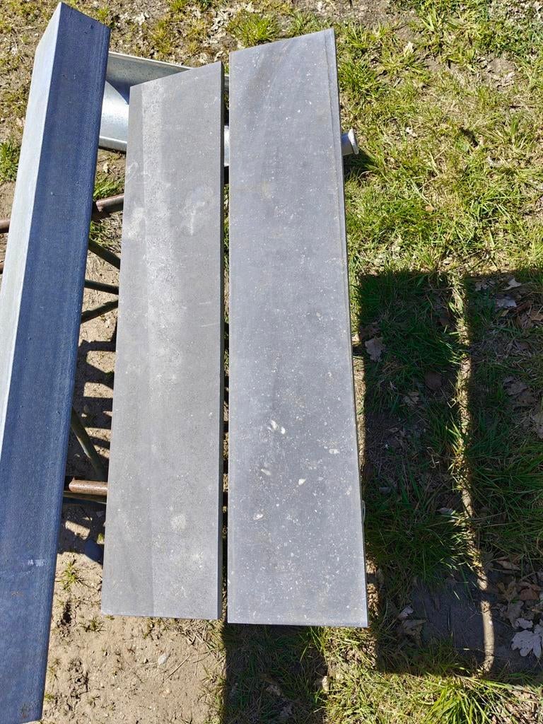 2 hardstenen vensterbanken 18 x 89 x 1,5 cm, Doe-het-zelf en Verbouw, Plinten en Afwerking, Ophalen, Hardsteen, Vensterbanken