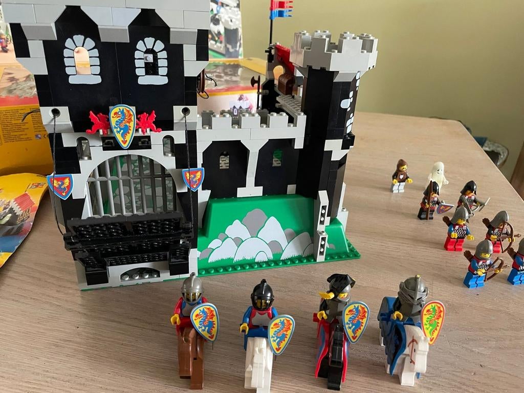 Lego system - 6086- vintage- kasteel/ ridders ,doos/boekje, Kinderen en Baby's, Gebruikt, Lego, Ophalen of Verzenden, Complete set