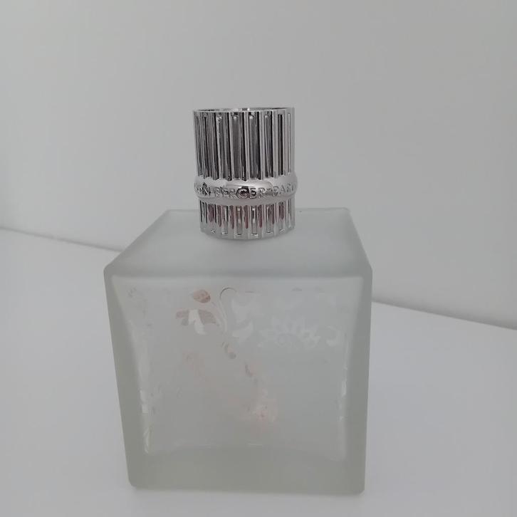 Lampe berger geurbrander, Huis en Inrichting, Woonaccessoires | Kandelaars en Kaarsen, Zo goed als nieuw, Kandelaar, Minder dan 25 cm