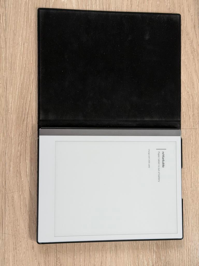 Remarkable 2 compleet met hoes en pen, Computers en Software, E-readers, Gebruikt, 10 inch of meer, 8 GB, Touchscreen, Ophalen of Verzenden