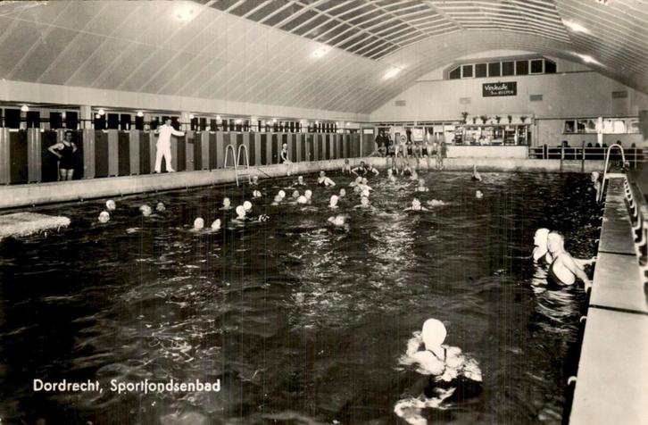 Dordrecht - Sportfondsenbad - Interieur, Verzamelen, Ansichtkaarten | Nederland, Ongelopen, Zuid-Holland, 1940 tot 1960, Ophalen of Verzenden