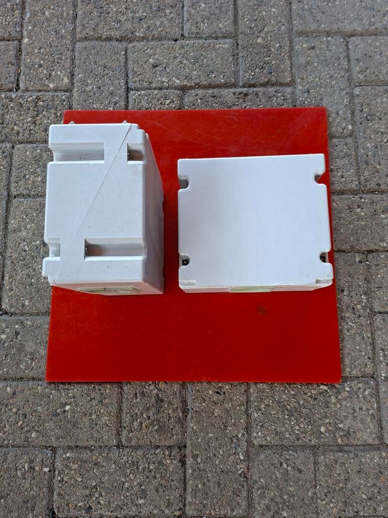 Eaton Holec HALYESTER deelbare invoer EG403 gat 60mm, Hobby en Vrije tijd, Elektronica-componenten, Ophalen of Verzenden, Zo goed als nieuw
