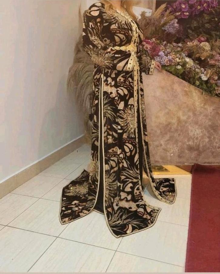 Takchita’s te Huur vanaf €80,-, Kleding | Dames, Gelegenheidskleding, Nieuw, Overige typen, Maat 38/40 (M), Ophalen