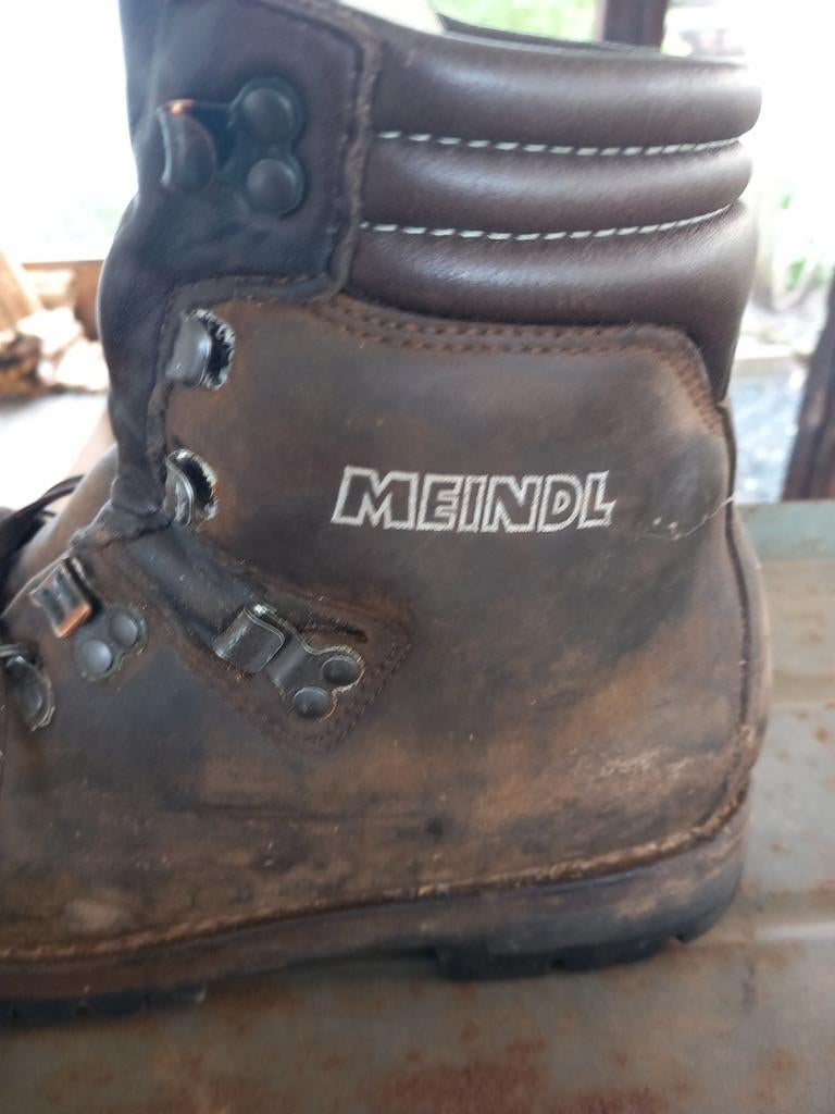 Zware dames bergschoenen Meindl, zeer goede staat., Sport en Fitness, Bergsport en Wandelen, Ophalen, Zo goed als nieuw, Schoenen