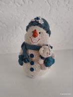 Beeldje van sneeuwpop. Kunststof. 10 cm, Ophalen of Verzenden, Zo goed als nieuw