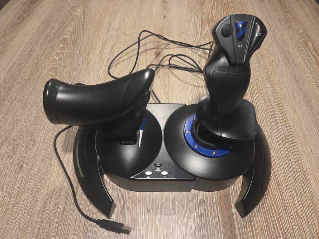 Thrustmaster T-Flight Hotas 4 voor PlayStation 5, Ophalen of Verzenden, Zo goed als nieuw