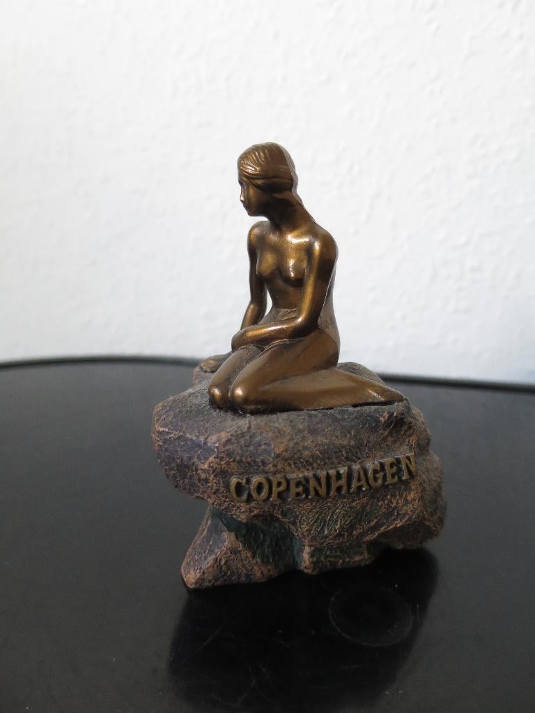 mooi beeldje zeemeermin 10 cm uit massief kunststof, Antiek en Kunst, Ophalen of Verzenden