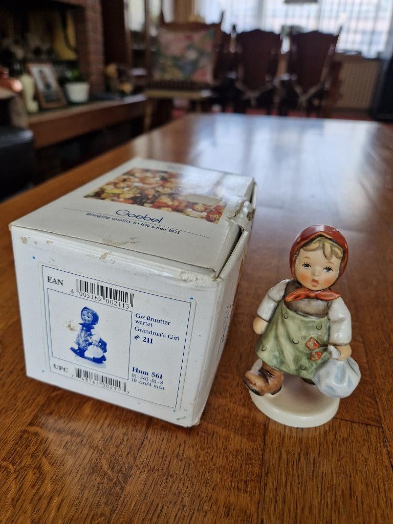 Hummel Hum 561 incl. originele doos, Ophalen of Verzenden, Zo goed als nieuw, Hummel