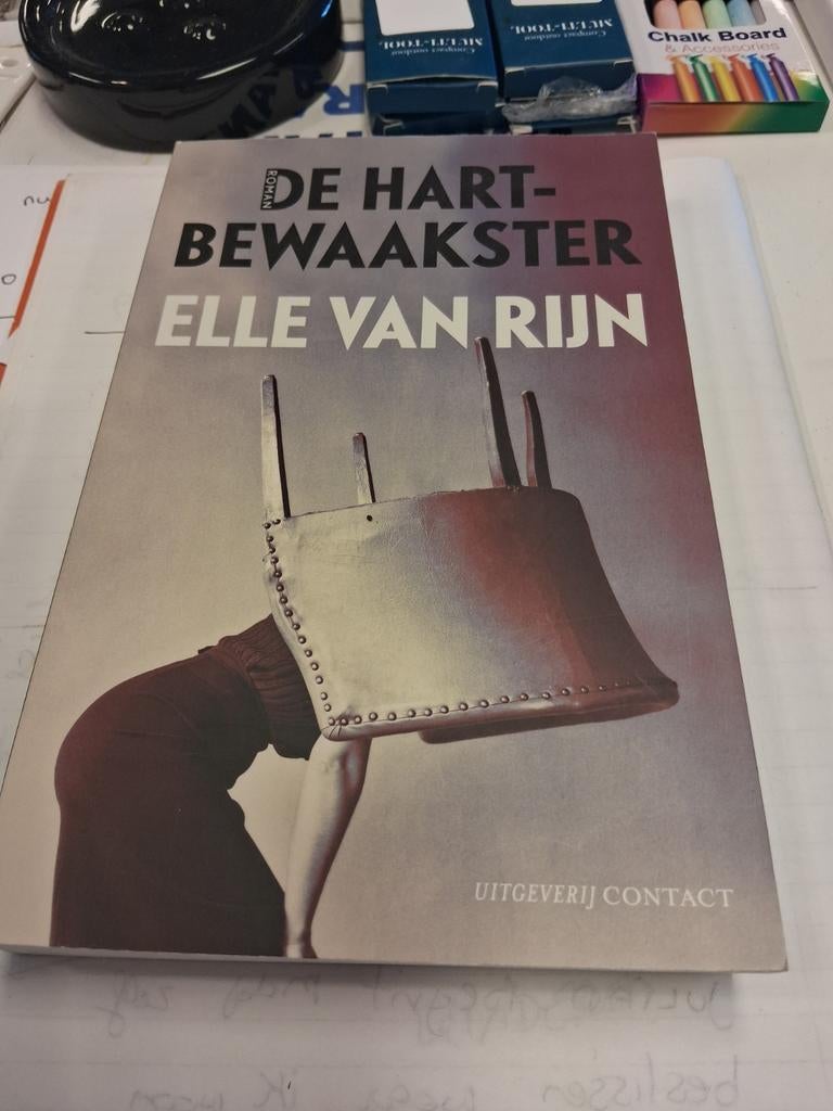 De Hartbewaakster - Elle van Rijn (Roman), Ophalen of Verzenden, Gelezen, Elle van Rijn