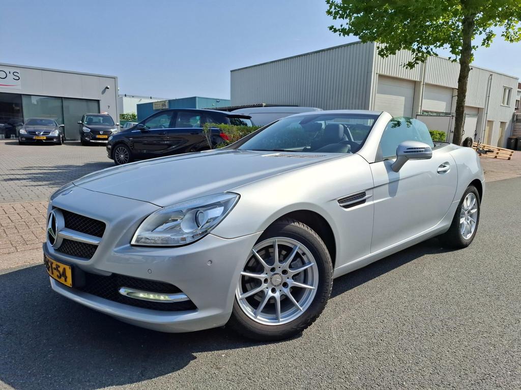 Mercedes-Benz SLK-klasse 200 KOMPRESSOR AUTOMAAT/LEDER/NAVI!, Auto's, Mercedes-Benz, Automaat, Euro 5, Achterwielaandrijving, Gebruikt
