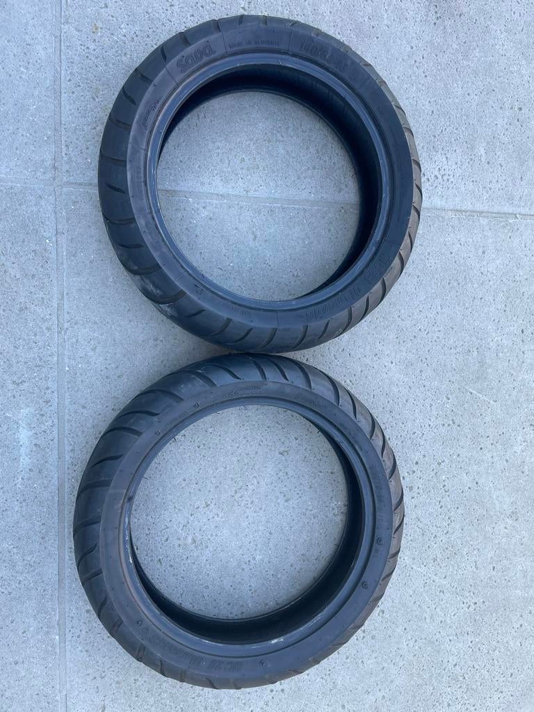 Gilera Runner RST Banden Set - Goede Staat, Fietsen en Brommers, Brommeronderdelen | Scooters, Ophalen of Verzenden, Gebruikt