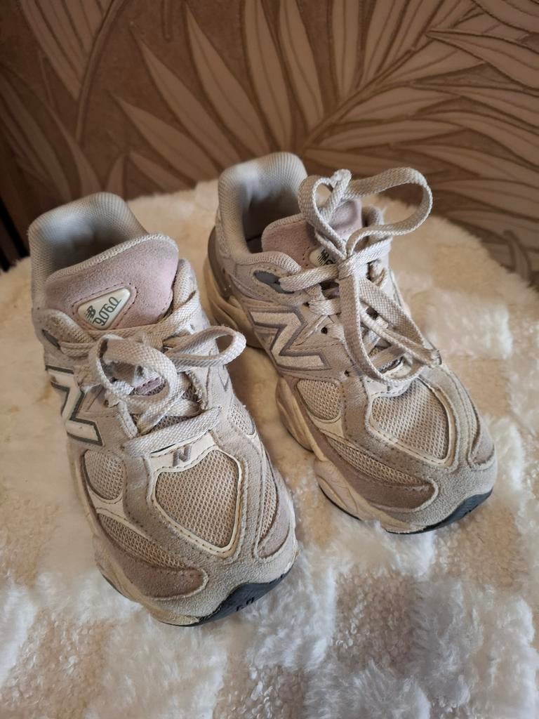 New Balance meisjes schoenen maat 29, Kinderen en Baby's, Ophalen of Verzenden