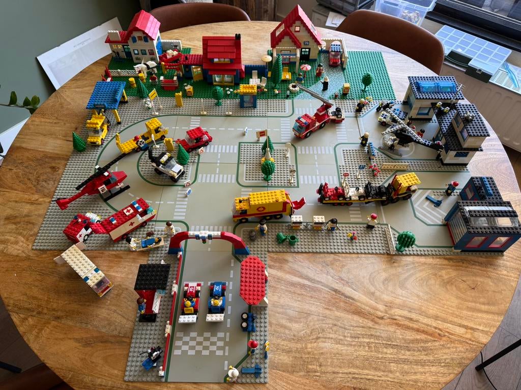 Vintage Lego City - jaren 80 met boekjes, Lego, Ophalen of Verzenden, Inclusief minifiguren, Complete set