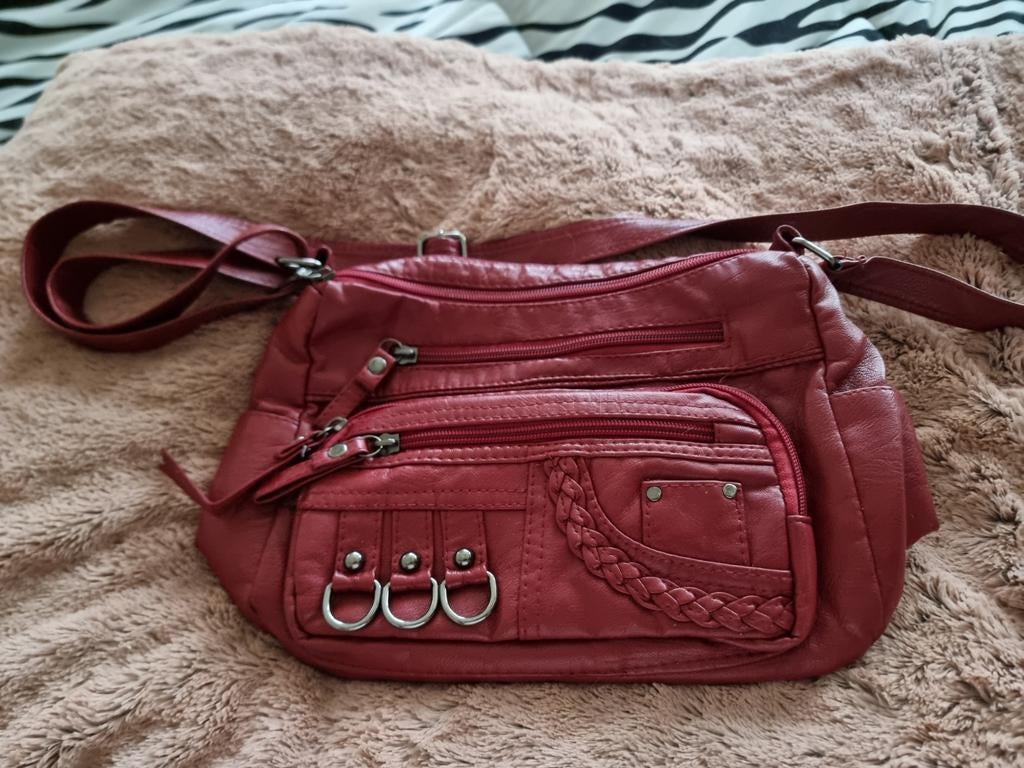 Schoudertas rood gratis ophalen, Sieraden, Tassen en Uiterlijk, Tassen | Schoudertassen, Ophalen, Rood