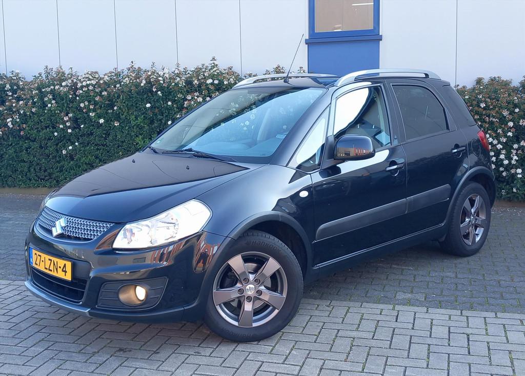 SUZUKI Sx4 1.6 5D Limited Airco/Trekhaak, Auto's, Suzuki, Euro 5, Stof, Gebruikt, Zwart