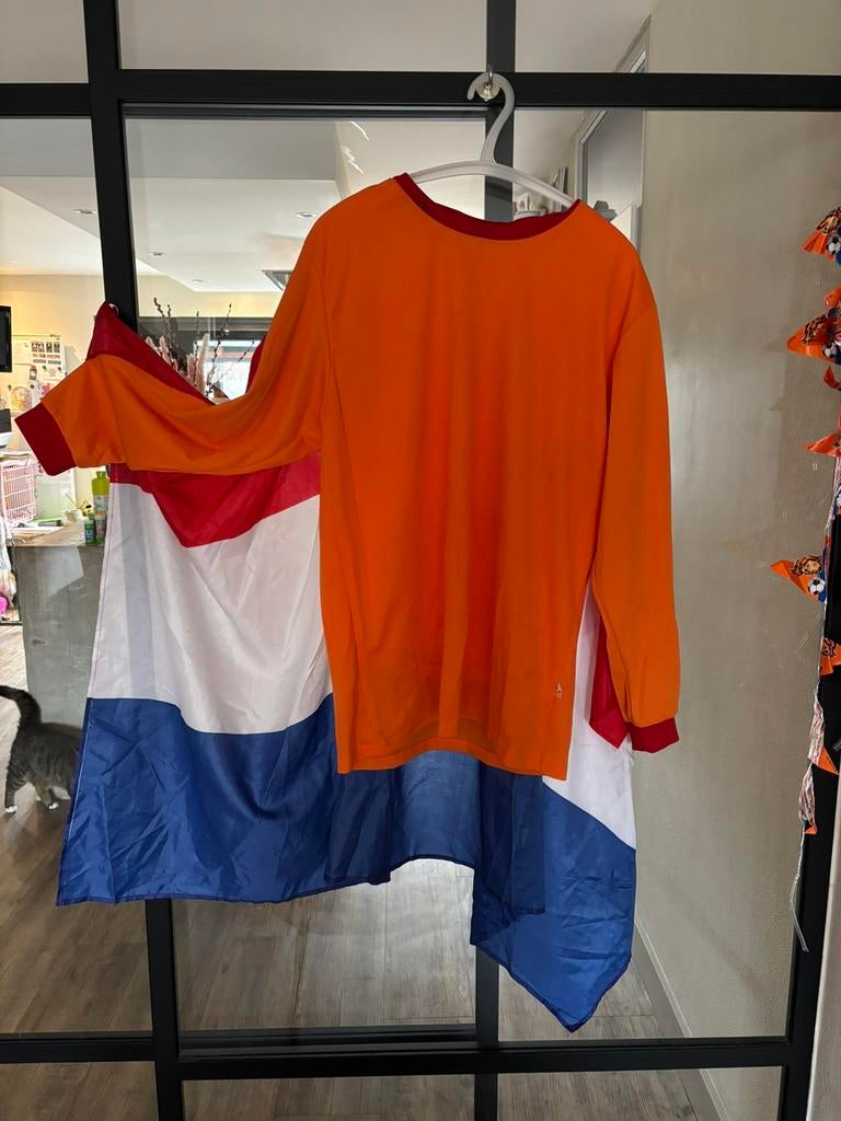 Voetbal cape konigsdag, Kinderen en Baby's, Ophalen of Verzenden, Zo goed als nieuw, Jongen of Meisje