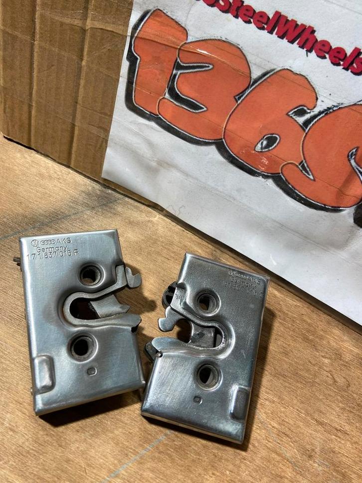 Volkswagen omderdelen oldtimer golf kever polo en nog meer, Auto-onderdelen, Overige Auto-onderdelen, Oldtimer onderdelen, Overige automerken