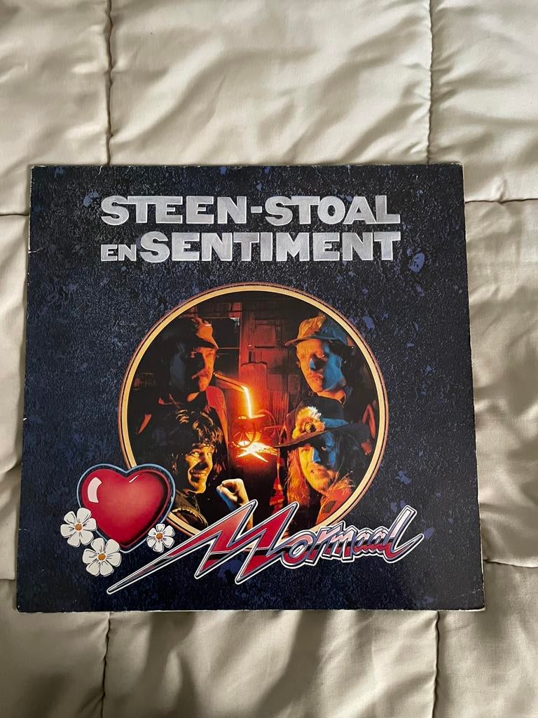 Normaal steen stoal en sentiment elpee, Ophalen of Verzenden, Zo goed als nieuw