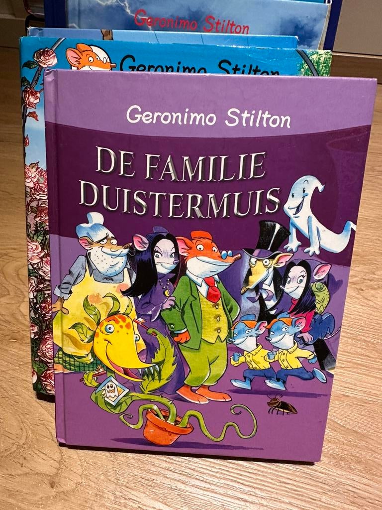 Geronimo Stilton - De familie Duistermuis, Boeken, Gelezen, Fictie algemeen, Geronimo Stilton, Ophalen of Verzenden