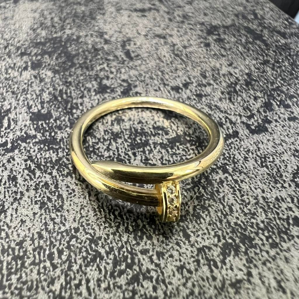 14 karaat gouden spijker ring massief, Sieraden, Tassen en Uiterlijk, Ophalen of Verzenden, Zo goed als nieuw, Goud, Dame