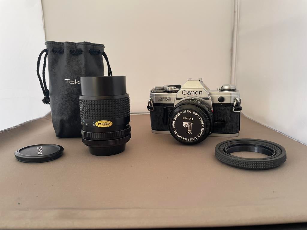 CANON AT 1 ANALOGE SPIEGELREFLEX CAMERA MET ACCESSOIRES, Ophalen of Verzenden, Zo goed als nieuw, Spiegelreflex, Canon