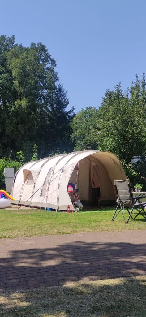 Nomad Air Lodge 4 Tunnel Tent - Ruime en Comfortabele Tent, Ophalen, Gebruikt, Tot en met 4
