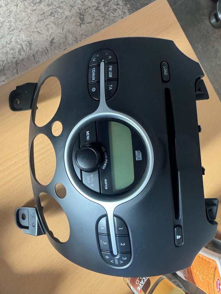 Originele radio Mazda 2 (2007-2015) - Zo goed als nieuw, Ophalen, Zo goed als nieuw