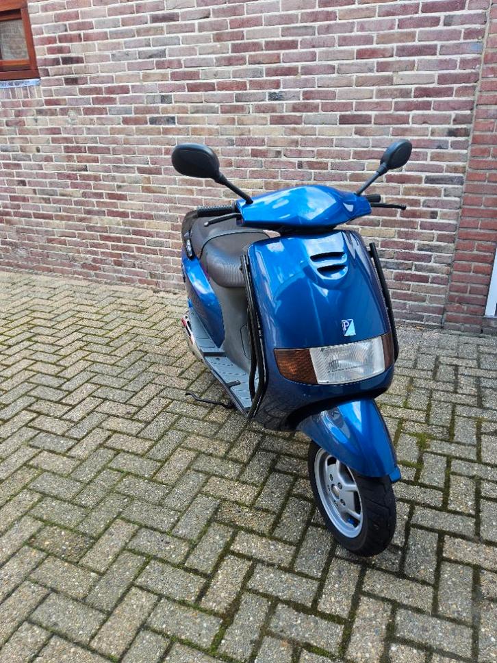 Piaggio Sfera 125, Motoren, Motoren | Piaggio, Particulier, Scooter, 11 kW of minder, 1 cilinder, Minimaal motorrijbewijs A1, Ophalen
