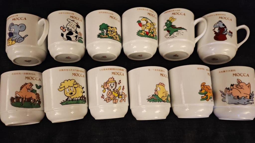 12 bekers Chinese horoscoop dierenriem keramiek, Ophalen of Verzenden, Nieuw, Keramiek, Kop(pen) en/of Schotel(s)