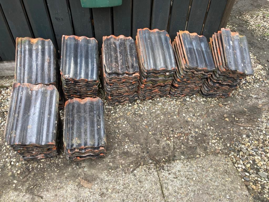 215 Friese golfjes golfpan dakpannen, Ophalen, Steen of Klei, Zwart, Dakpannen