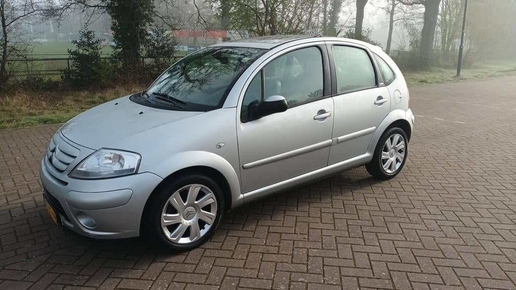Citroen C3 1.6i-16V Automaat / Clima, Auto's, Citroën, 1160 kg, Gebruikt, Zwart, 4 cilinders