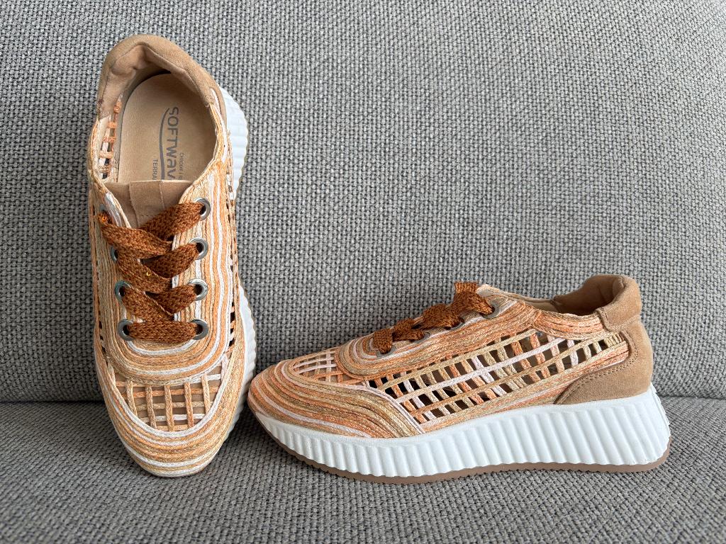 Softwaves schoenen/sneakers, maat 37,5, ongedragen!, Kleding | Dames, Schoenen, Bruin, Nieuw, Ophalen of Verzenden, Sneakers of Gympen