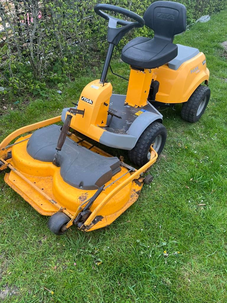Stiga park zitmaaier, Tuin en Terras, Zitmaaiers, Ophalen of Verzenden, Gebruikt, Mulchfunctie