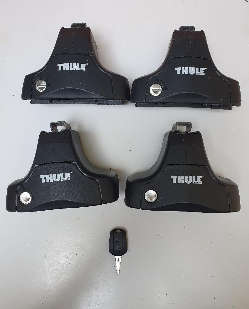 Thule Rapid system 754 voeten set voor dagdrager, Ophalen of Verzenden, Gebruikt