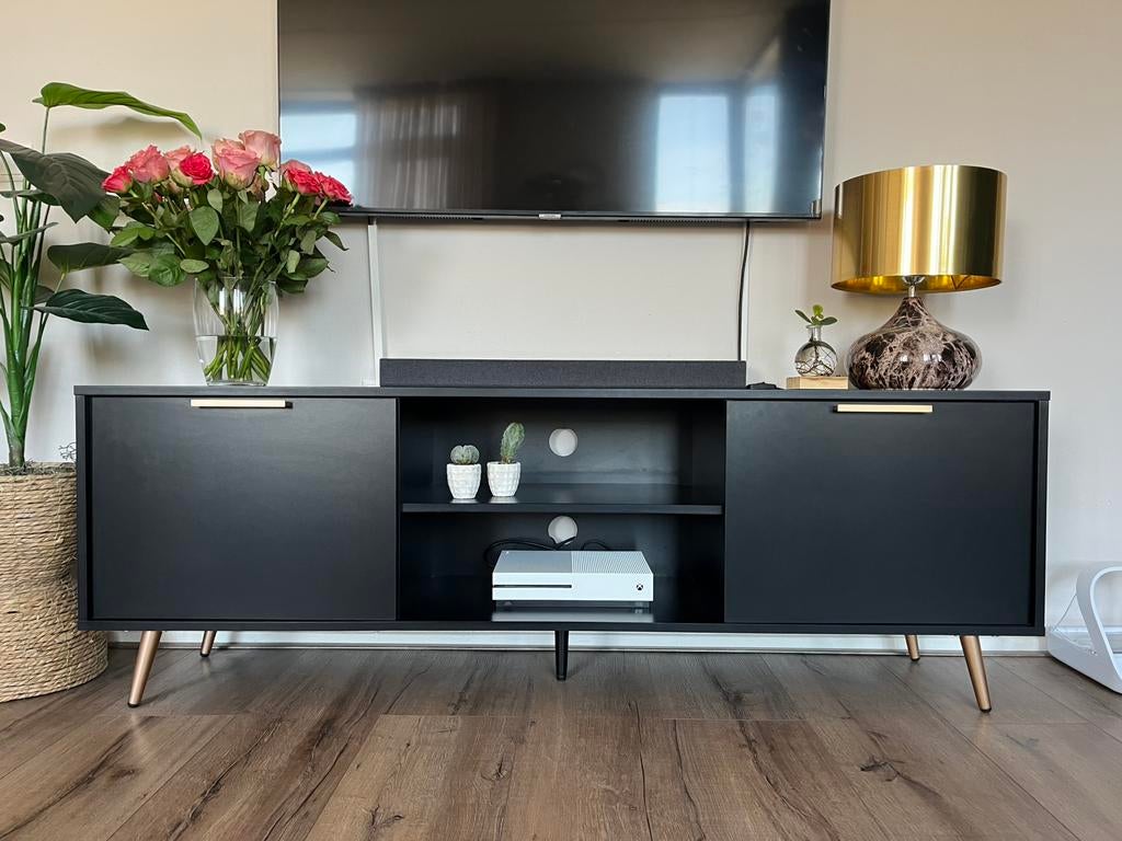 Tv-meubel zwart Beliani Indio, Huis en Inrichting, Ophalen, 150 tot 200 cm, Zo goed als nieuw, Minder dan 100 cm