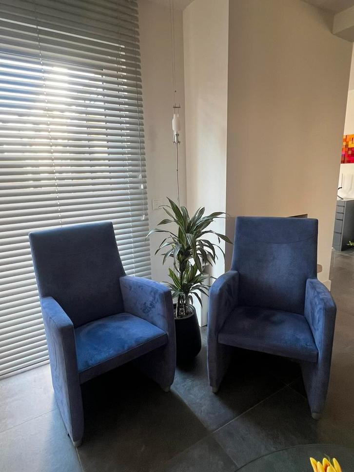 2 Leolux fauteuils, model Lapita, alcantara, lavendel blauw, Huis en Inrichting, Fauteuils, Gebruikt, Overige materialen, 75 tot 100 cm