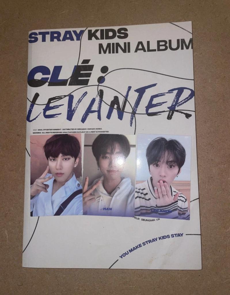 Straykids Levanter album, Ophalen of Verzenden, Zo goed als nieuw, Cd of Plaat