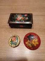 Russische vintage Sieradendoosje/Broches met Bloemmotieven, Antiek en Kunst, Curiosa en Brocante, Ophalen of Verzenden