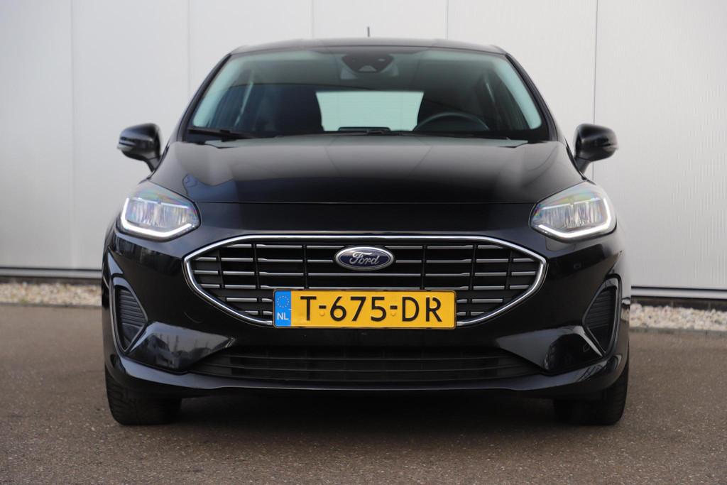 Ford Fiesta 1.0 EcoBoost Hybrid Titanium Navigatie LED Carpl, Auto's, Ford, Voorwielaandrijving, Euro 6, Origineel Nederlands