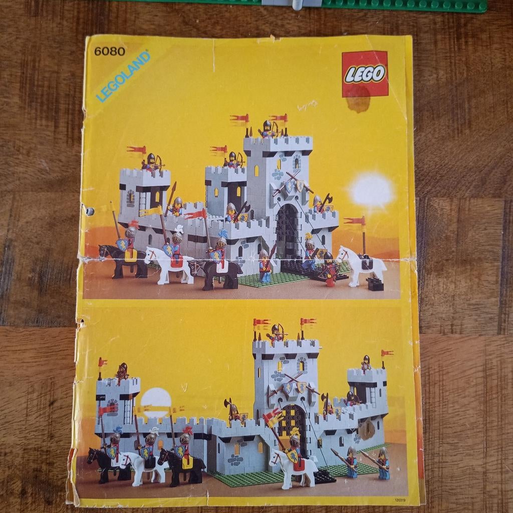 Lego 6080, Kinderen en Baby's, Speelgoed | Duplo en Lego, Ophalen of Verzenden, Zo goed als nieuw