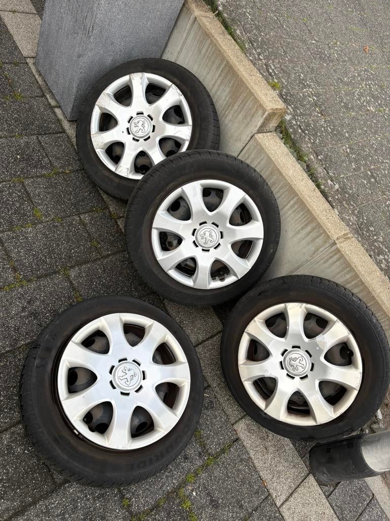 Velgen peugeot 107.  4x100, Auto diversen, Wieldoppen, Ophalen, Gebruikt