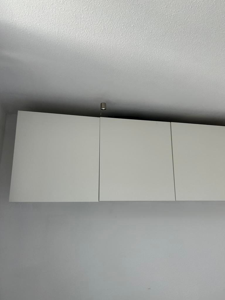 Ikea Besta kast met los Ikea Grundtal lampje, Ophalen, Gebruikt